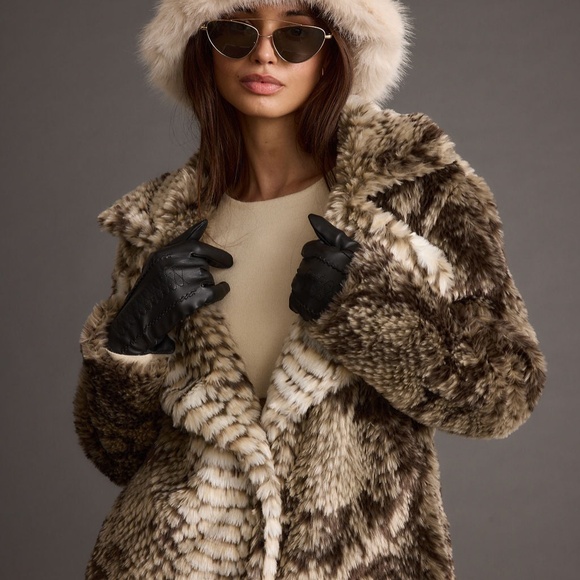 12th Tribe Vivienne Grey Snake Faux Fur Jacket Size SS - Picture 2 of 3